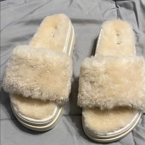 Michael Kors shearling slide